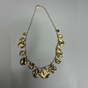 Zara Gold Medallion Necklace‎ Metallic Metal Mediterranean Goddess Petals